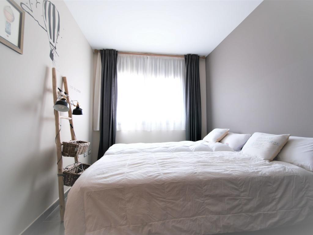 Belvilla By Oyo Bon Relax Flat Sant Pere Pescador Rum bild